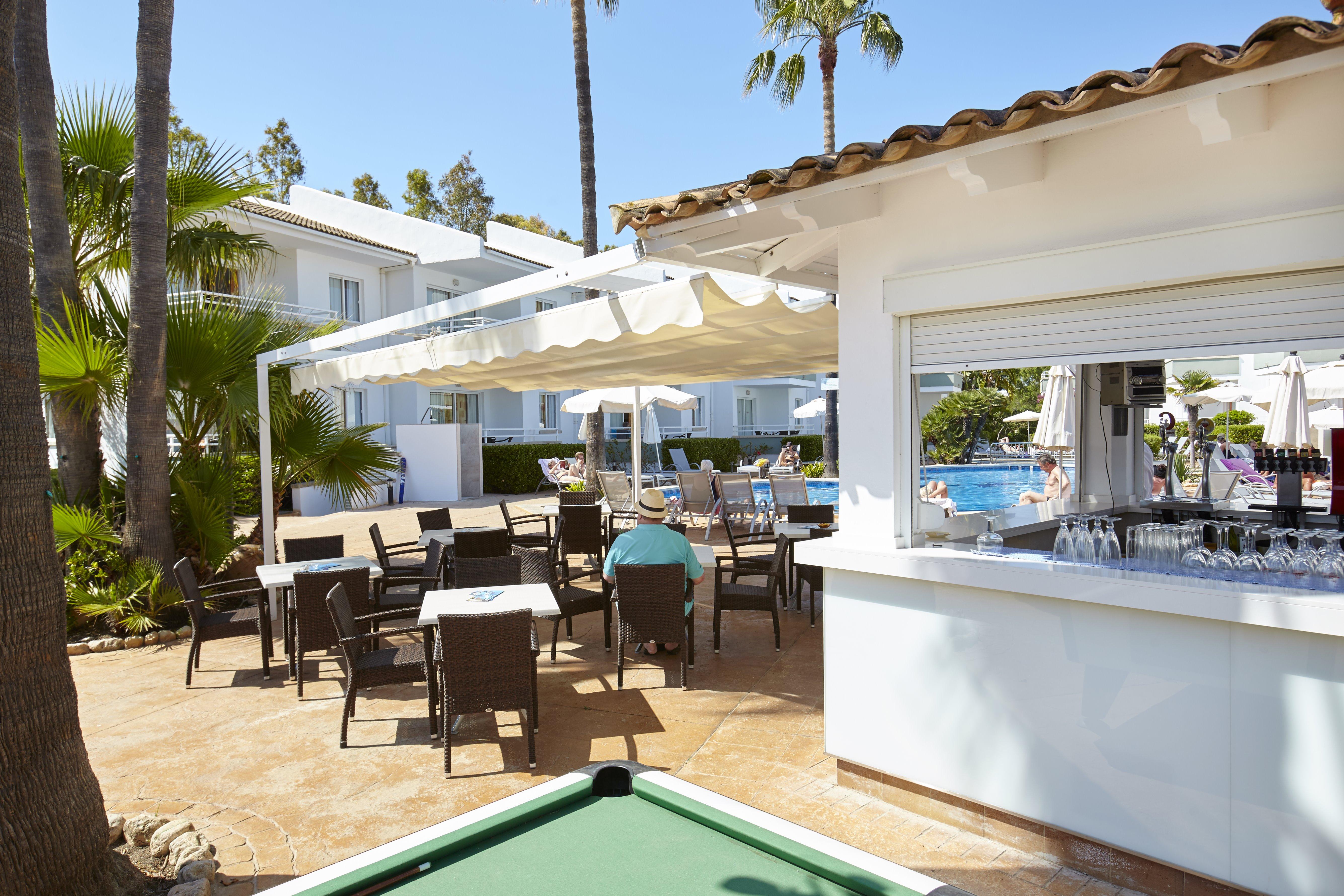Universal Aparthotel Elisa Playa de Muro  Dış mekan fotoğraf