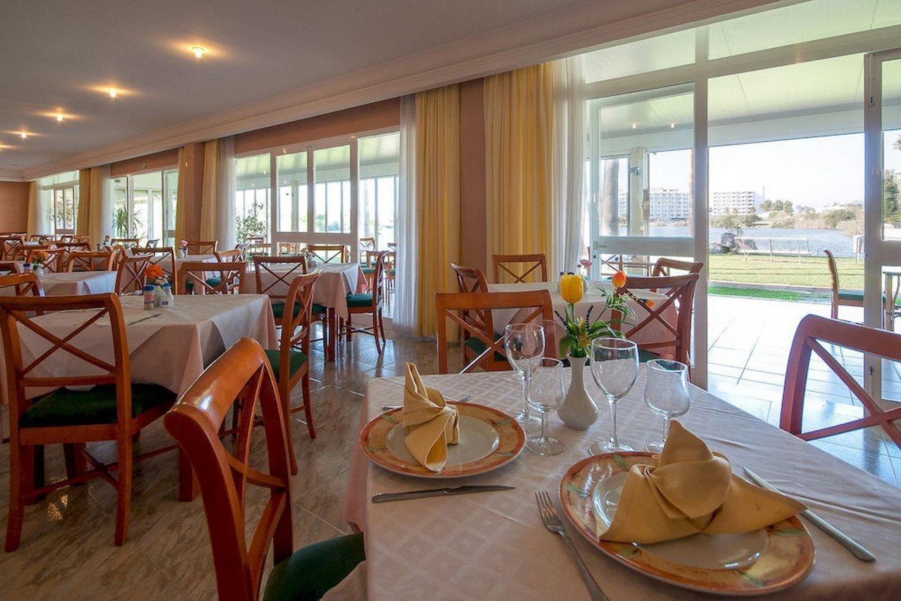 Universal Aparthotel Elisa Playa de Muro  Dış mekan fotoğraf